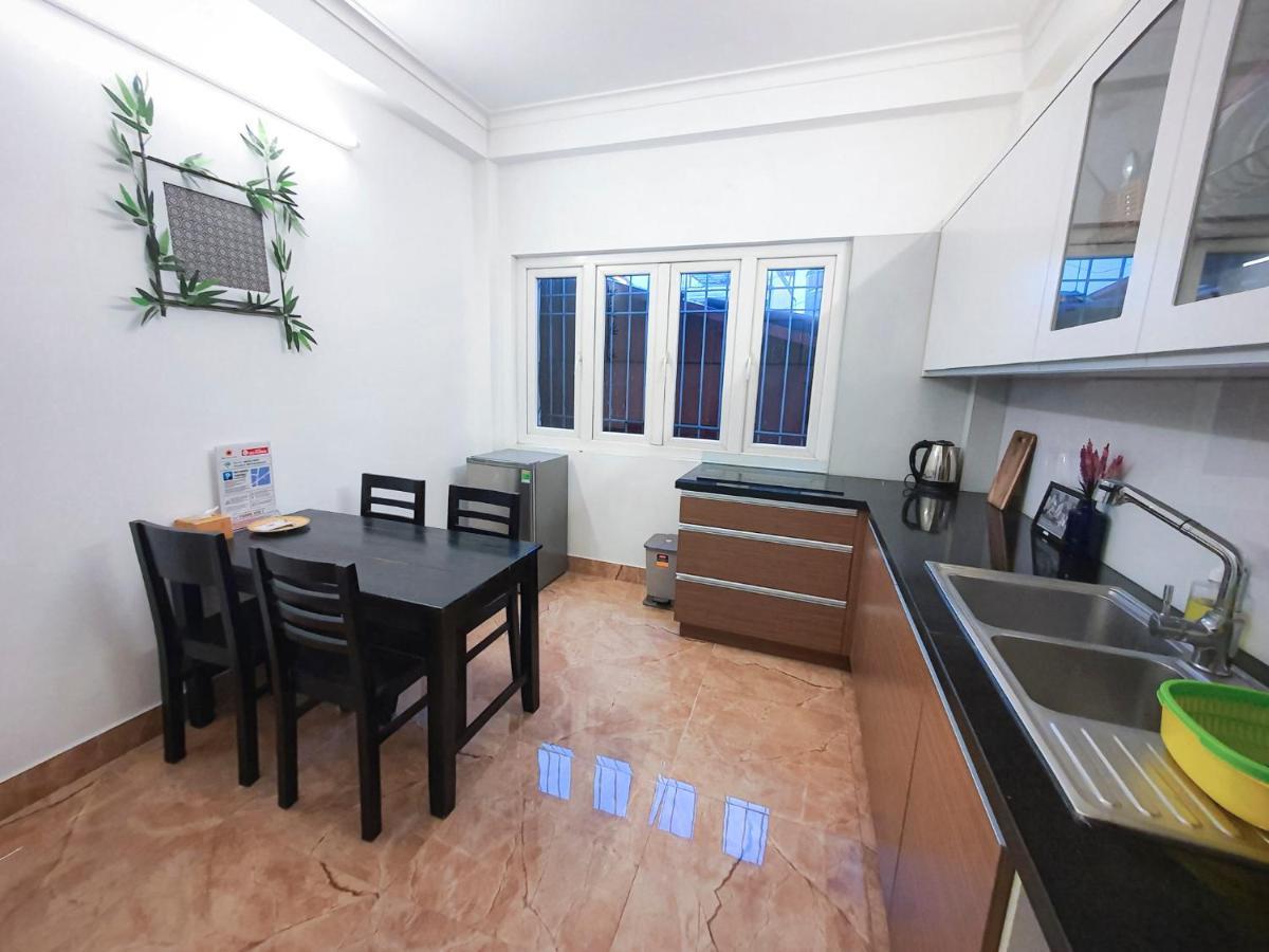 Top Location 3-4-5 Bedrooms House In Centre Of Ha Noi - Clean, Cozy And Private - The Tournesol Ханой Экстерьер фото