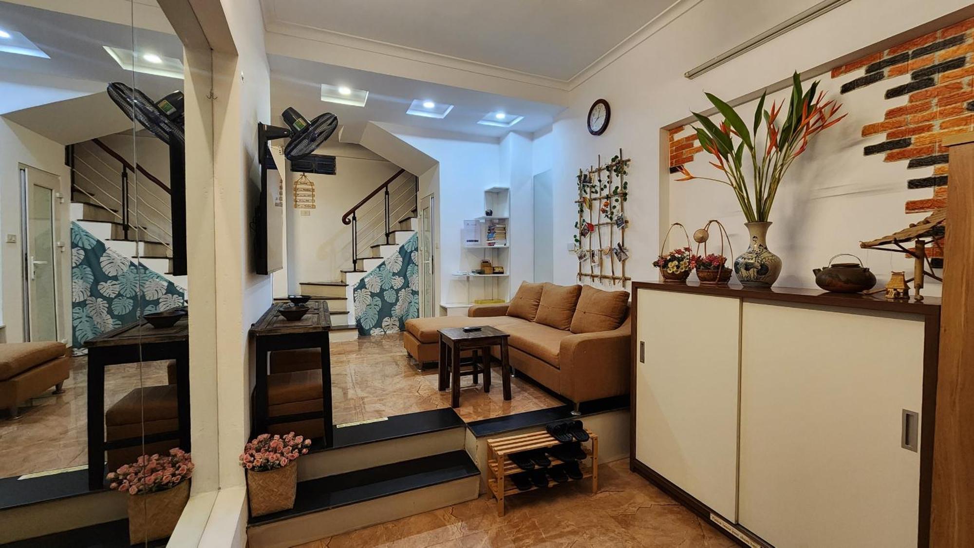 Top Location 3-4-5 Bedrooms House In Centre Of Ha Noi - Clean, Cozy And Private - The Tournesol Ханой Экстерьер фото